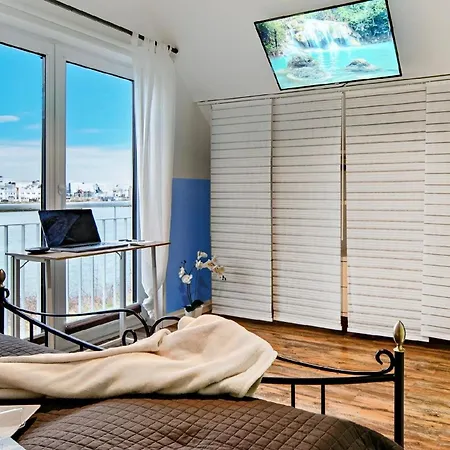 Lieblingsplatz By Seeblick Ferien Oro, 1 Wasserlage,sauna, Kamin, Ostseeresort Holiday home