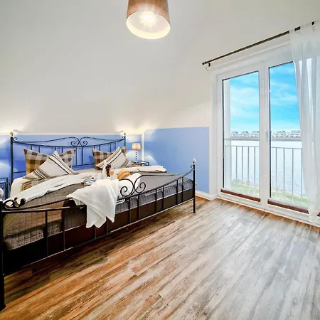 Lieblingsplatz By Seeblick Ferien Oro, 1 Wasserlage,sauna, Kamin, Ostseeresort Holiday home *